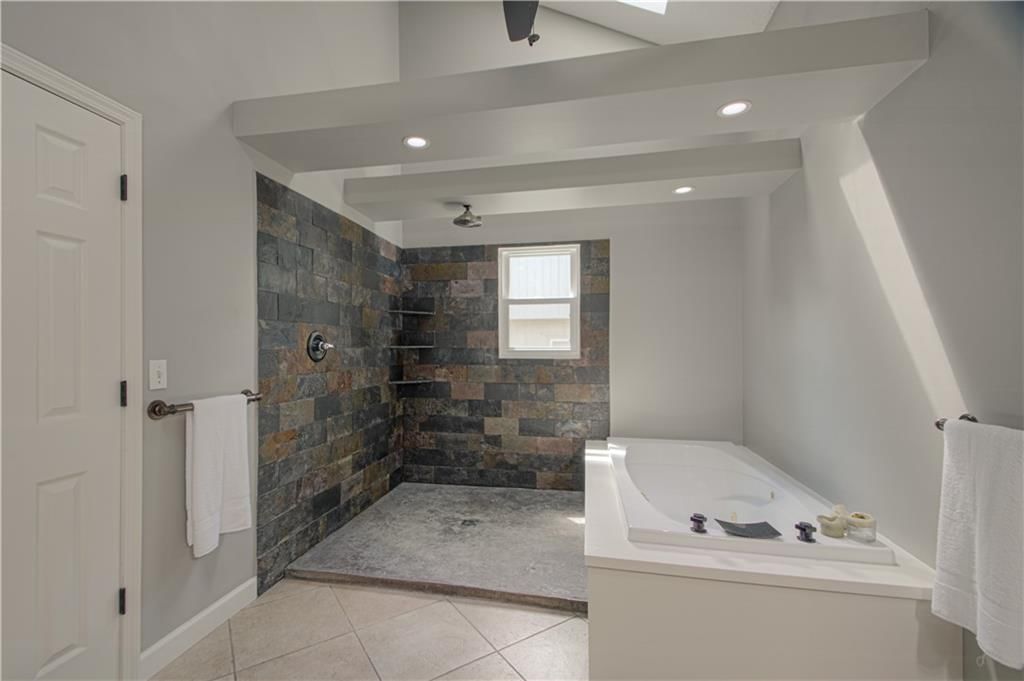 11101 NW 55th Street — photo 17