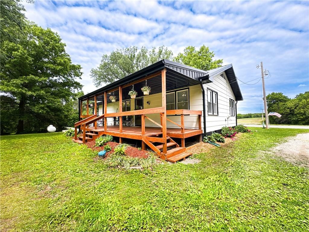 15420 NW Highway 7 N/A — photo 3