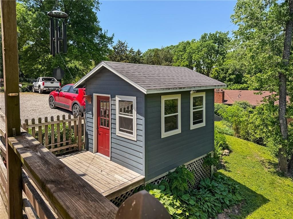 731 Welt Street — photo 22