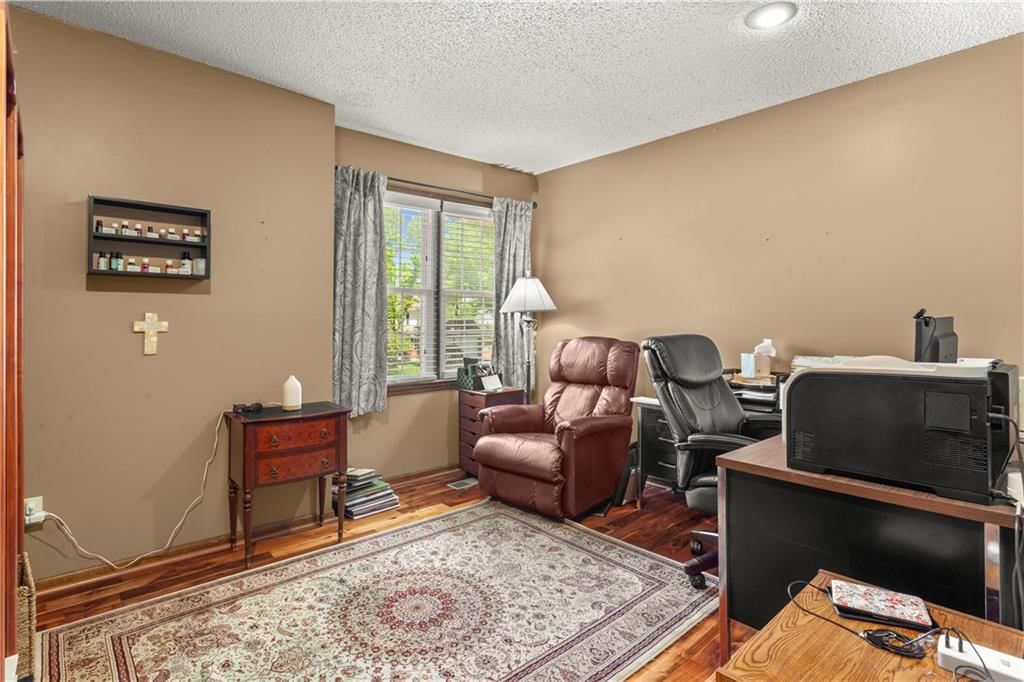 400 N Persimmon Drive — photo 28