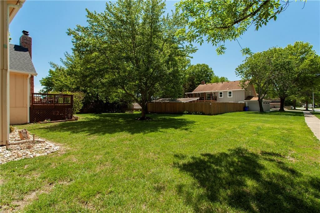 400 N Persimmon Drive — photo 34