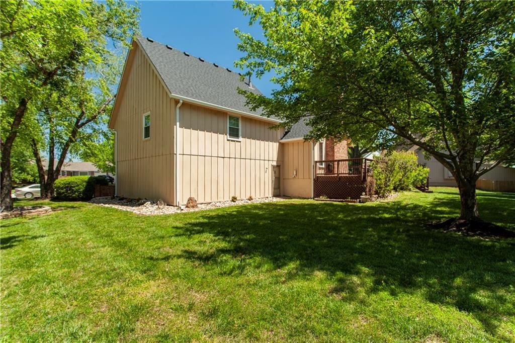400 N Persimmon Drive — photo 36