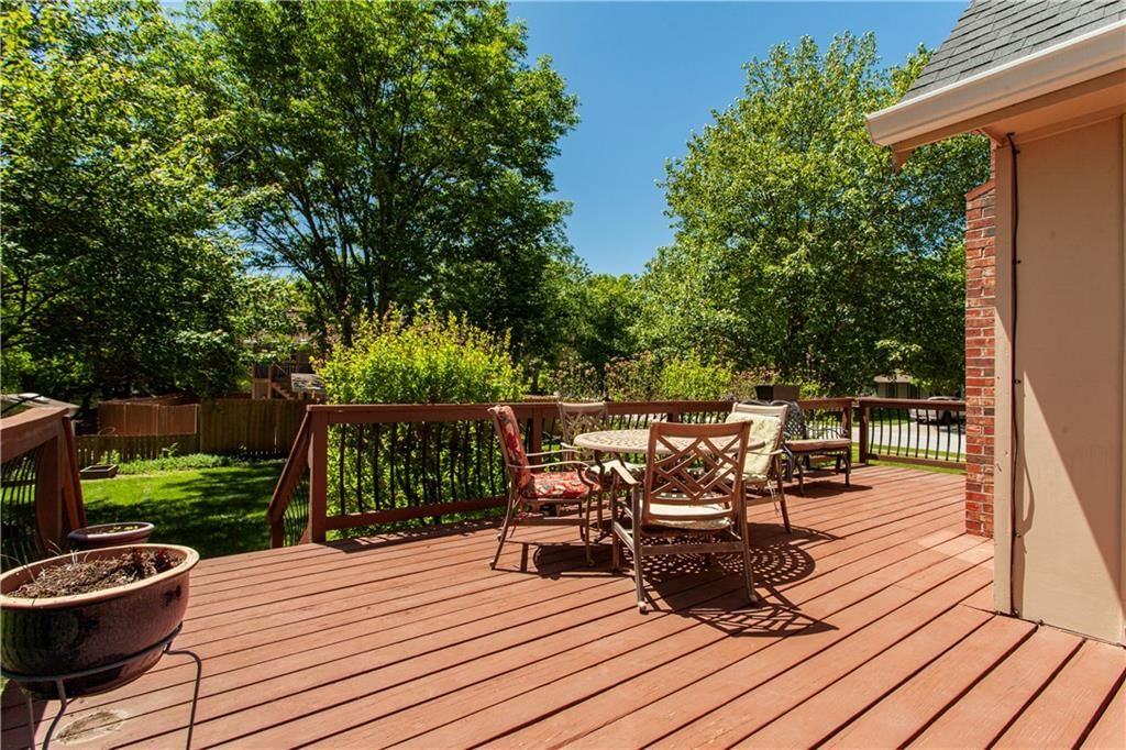 400 N Persimmon Drive — photo 39