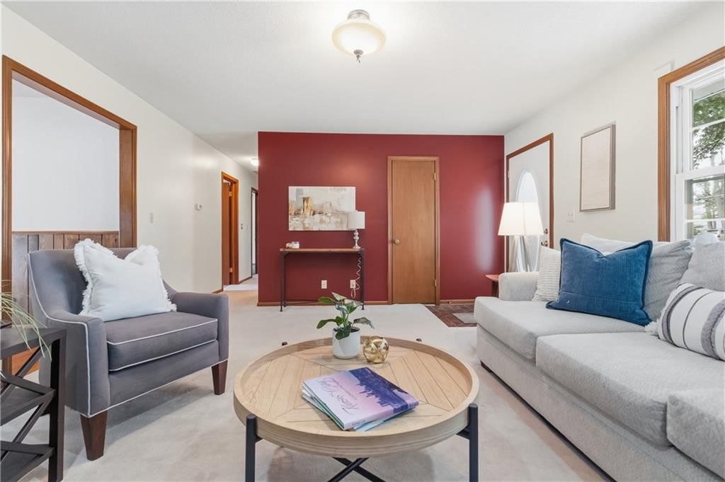 402 S Harrison Street — photo 12