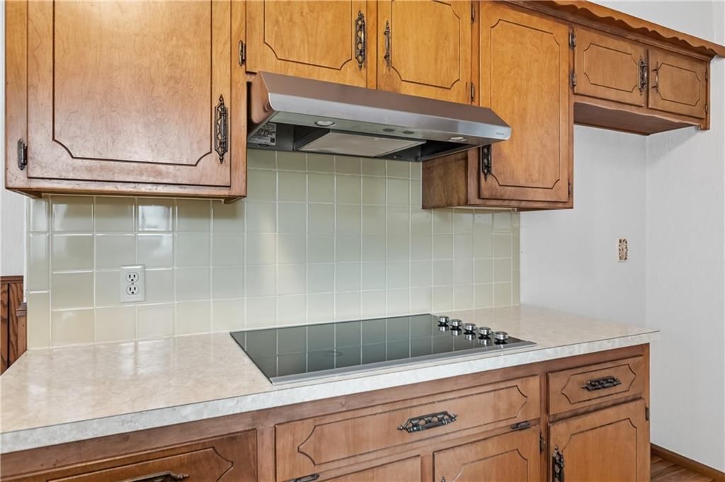 402 S Harrison Street — photo 18