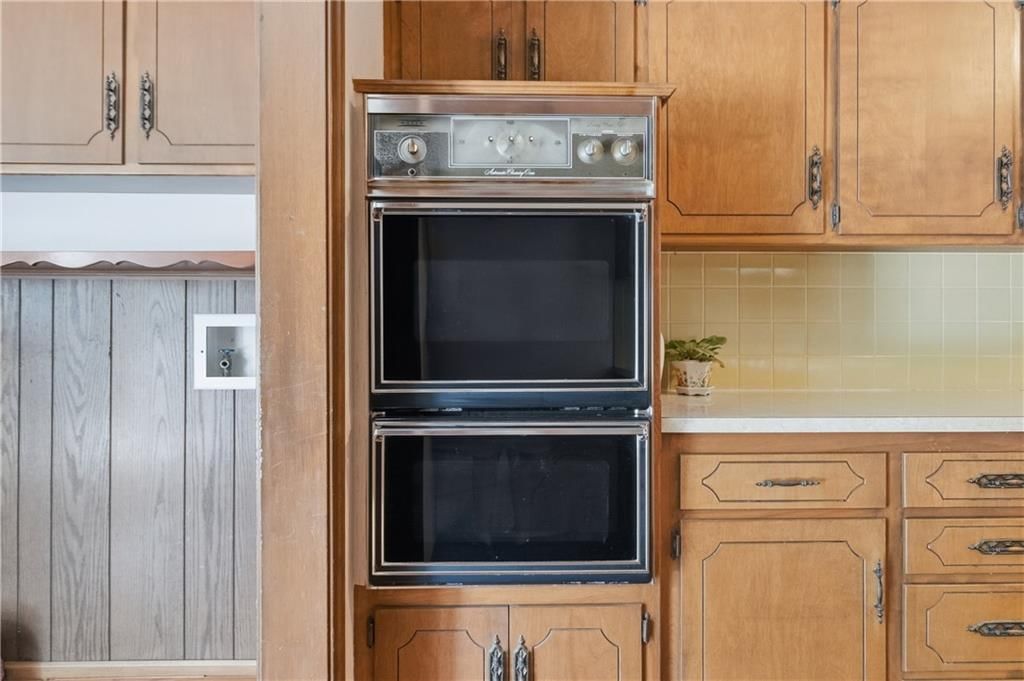 402 S Harrison Street — photo 19