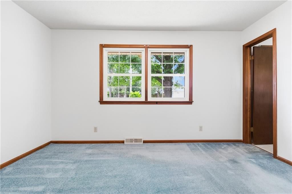 402 S Harrison Street — photo 25