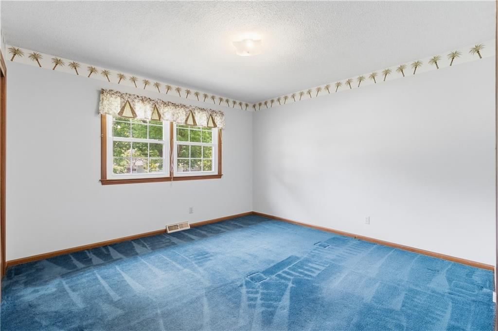 402 S Harrison Street — photo 30