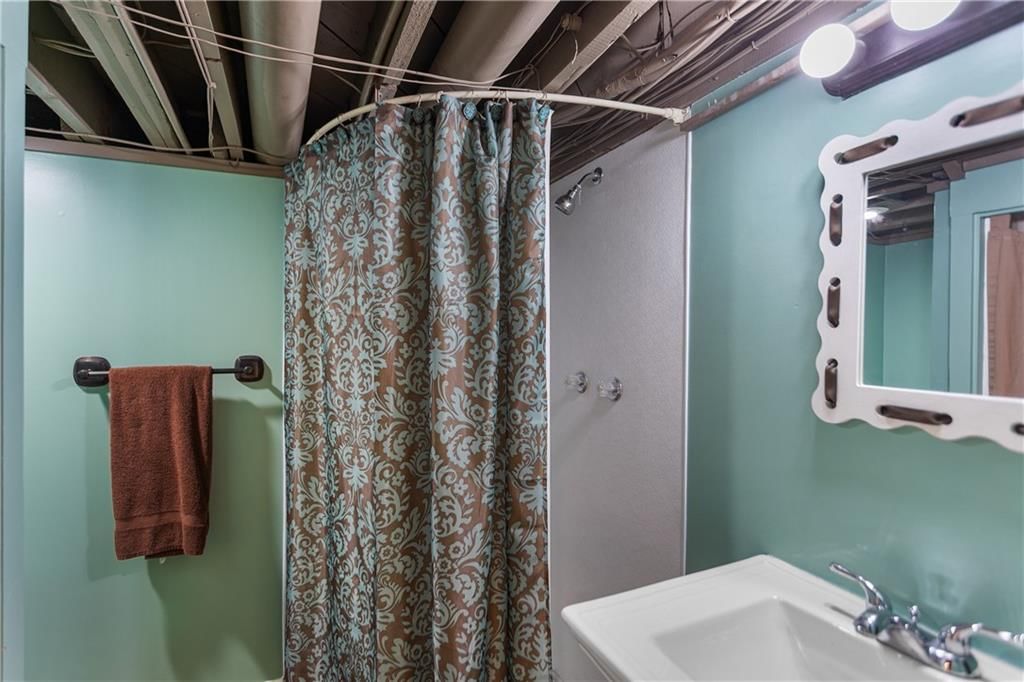 109 W 65th Street — photo 39