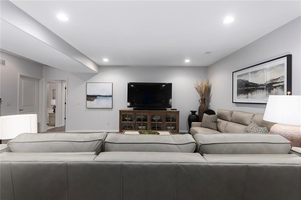 12904 W 169th Street — photo 34
