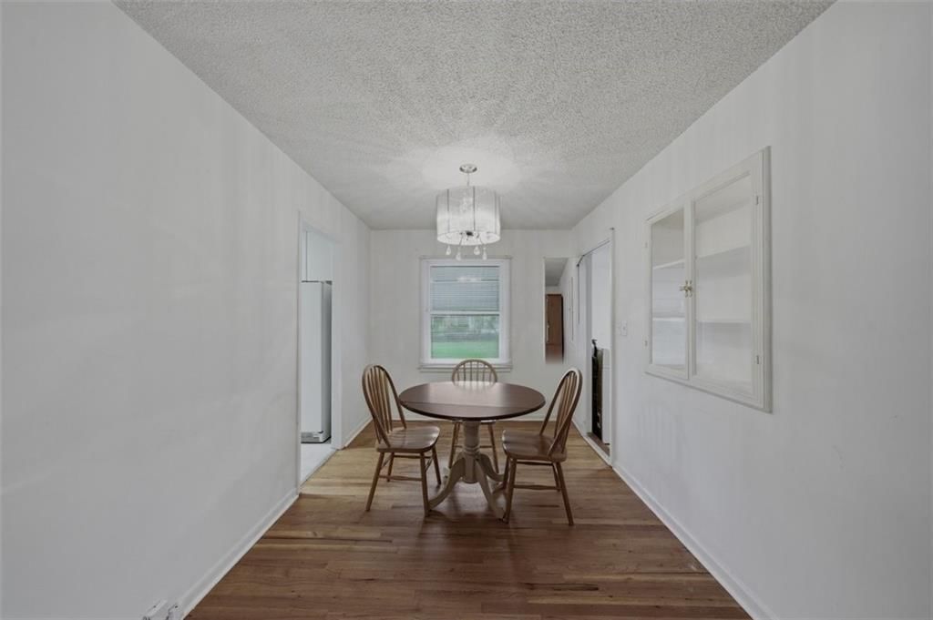 6008 Farley Avenue — photo 13
