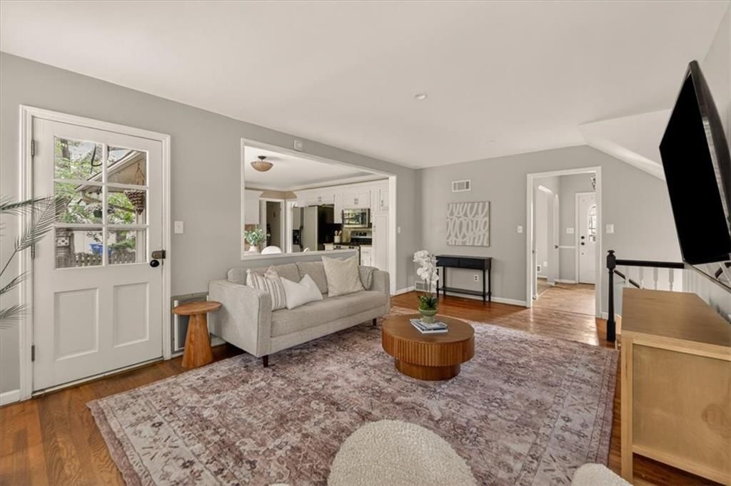 8804 W 92nd Street — photo 13
