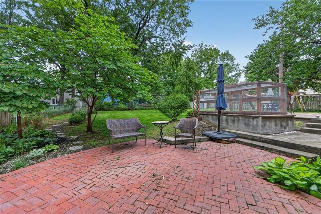 8804 W 92nd Street — photo 31