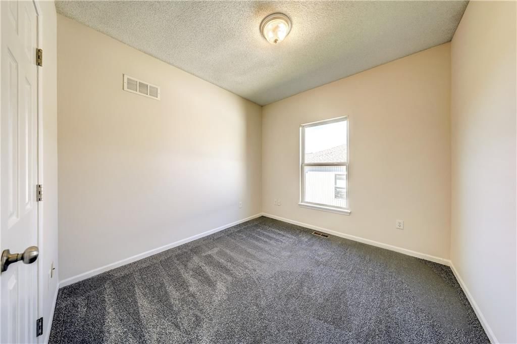 3303 N 103rd Terrace — photo 13