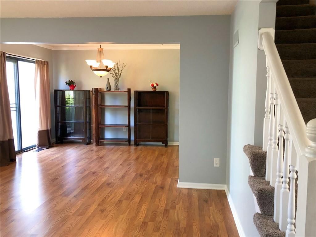 10816 W 115 Terrace — photo 2