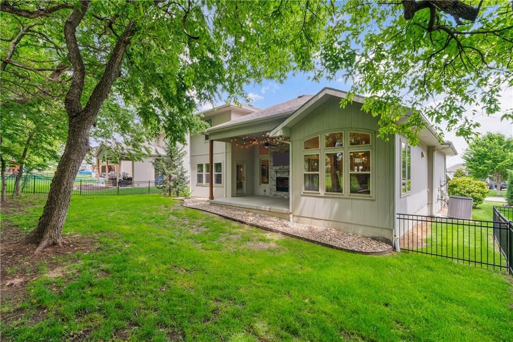 10736 S Palisade Street — photo 47