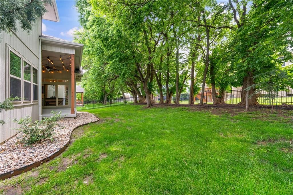 10736 S Palisade Street — photo 48