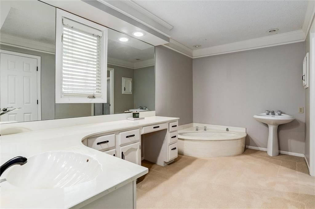 12502 W 81st Terrace — photo 19