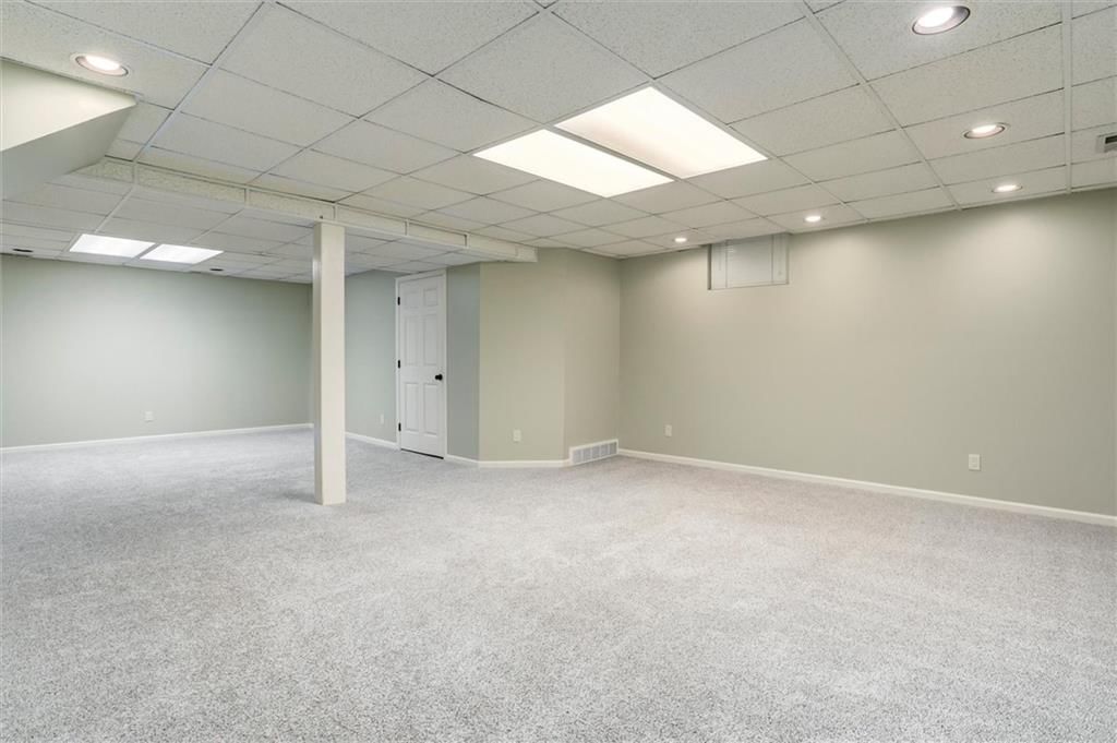 12502 W 81st Terrace — photo 24