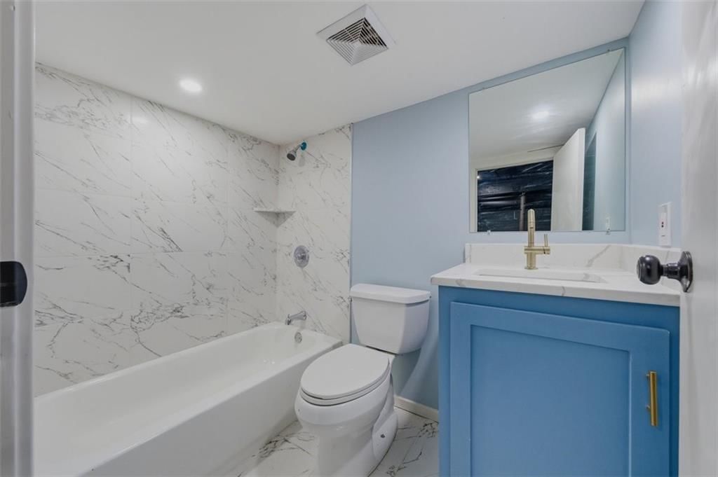1717 Cambridge Avenue — photo 17