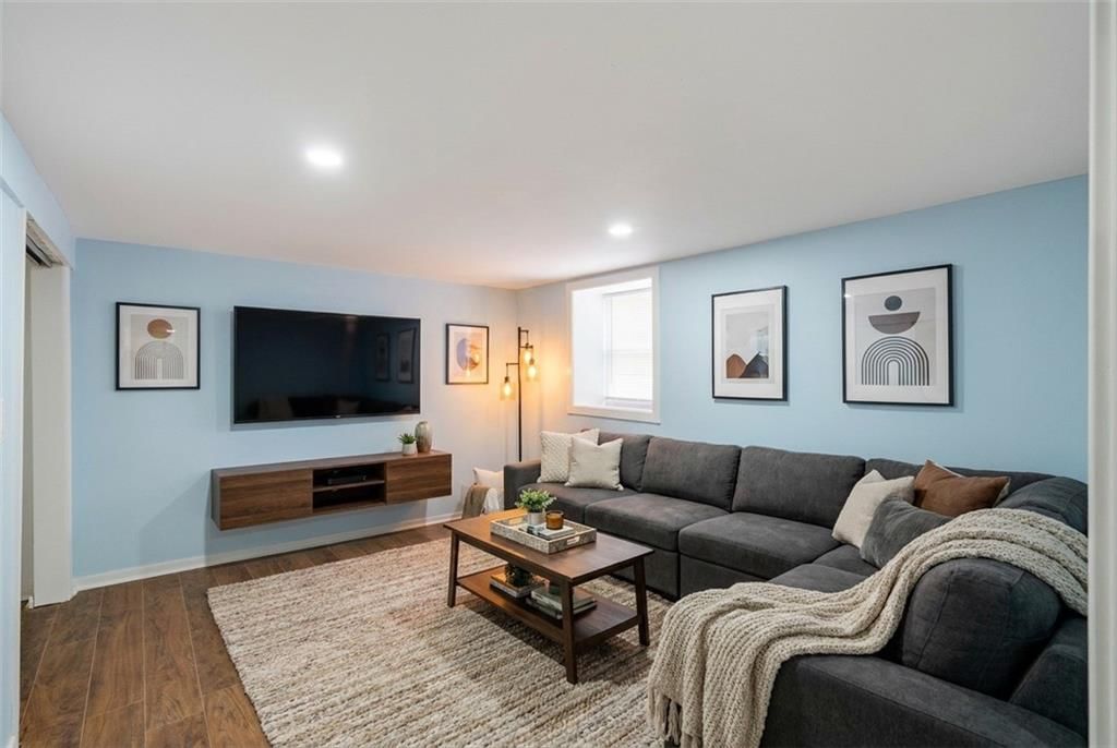 1717 Cambridge Avenue — photo 18