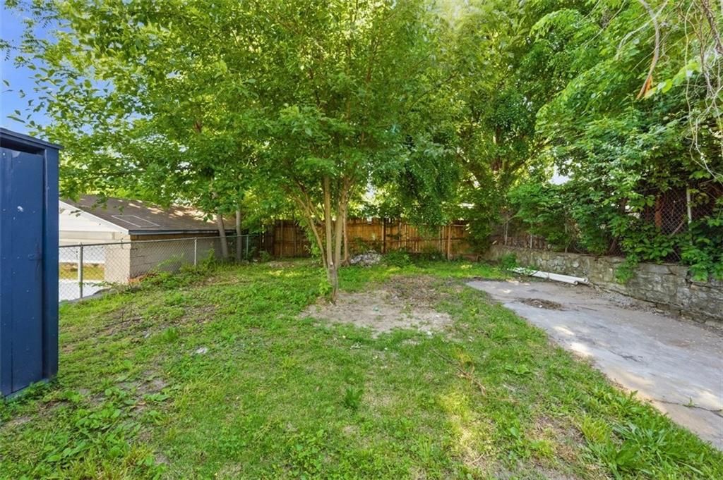 1717 Cambridge Avenue — photo 26