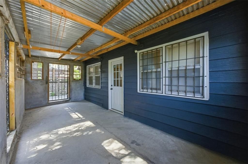 1717 Cambridge Avenue — photo 27