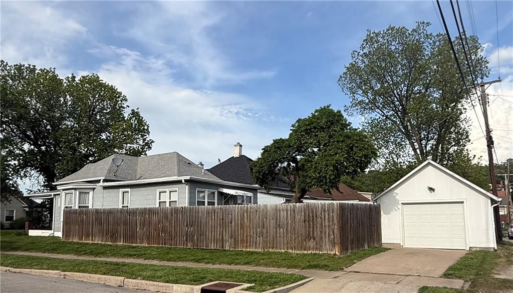 232 Michigan Avenue — photo 13