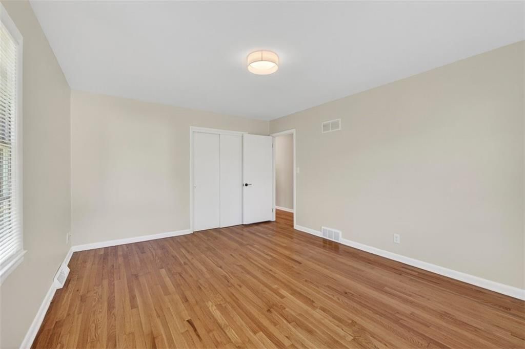 5503 Forest Avenue — photo 17