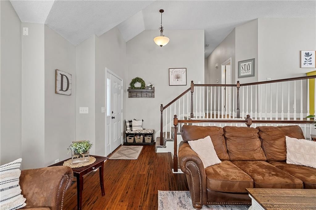 16464 W 158th Terrace — photo 4