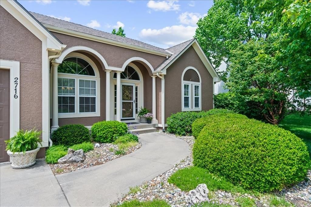 2716 SW ARTHUR Drive — photo 3