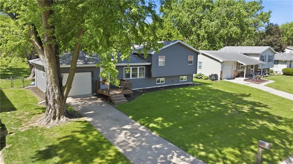 1522 Frankie Lane — photo 3