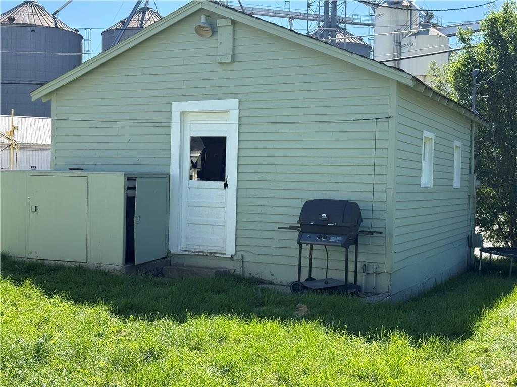 117 N Boardman Street — photo 3