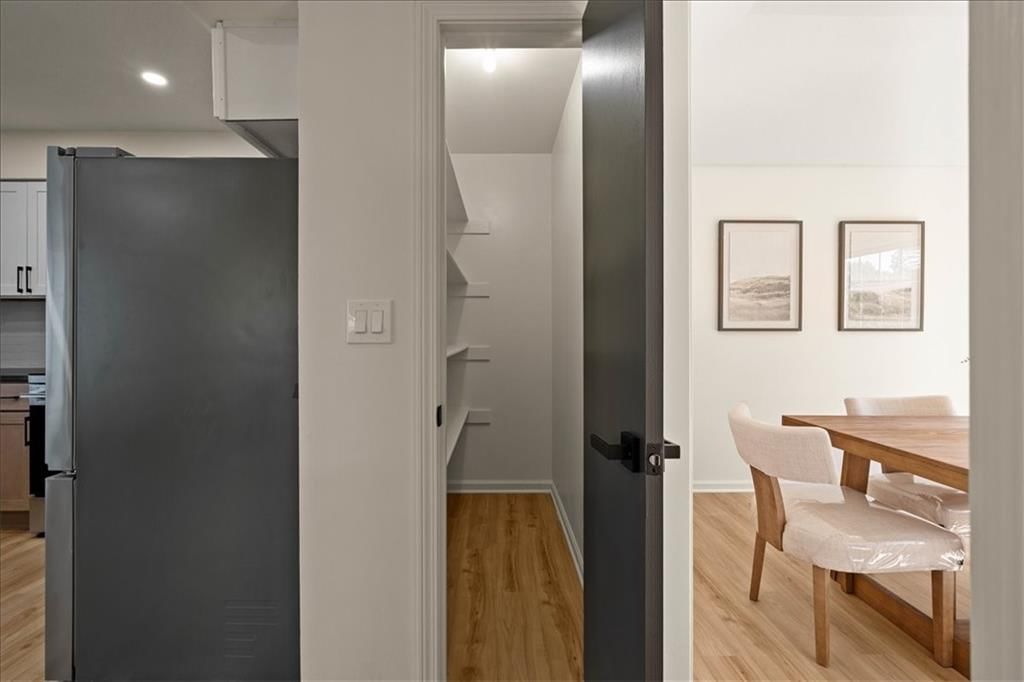 10310 Eby Street — photo 7