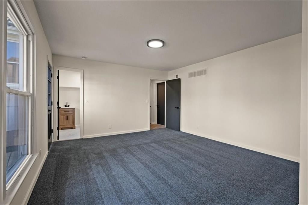 10310 Eby Street — photo 27