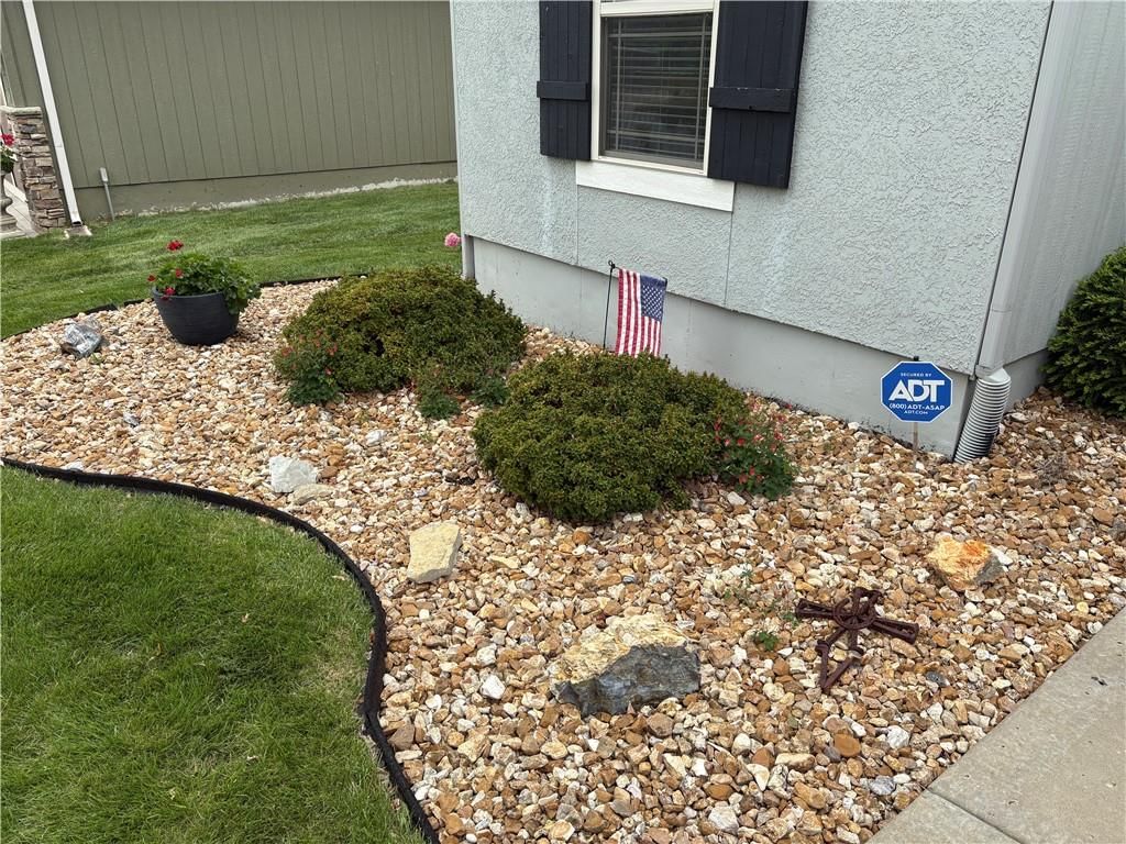 913 SE Amber Court — photo 5