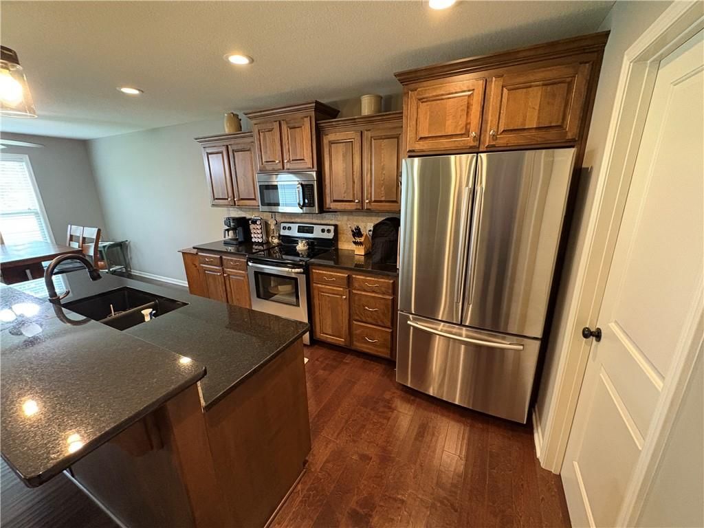 913 SE Amber Court — photo 16