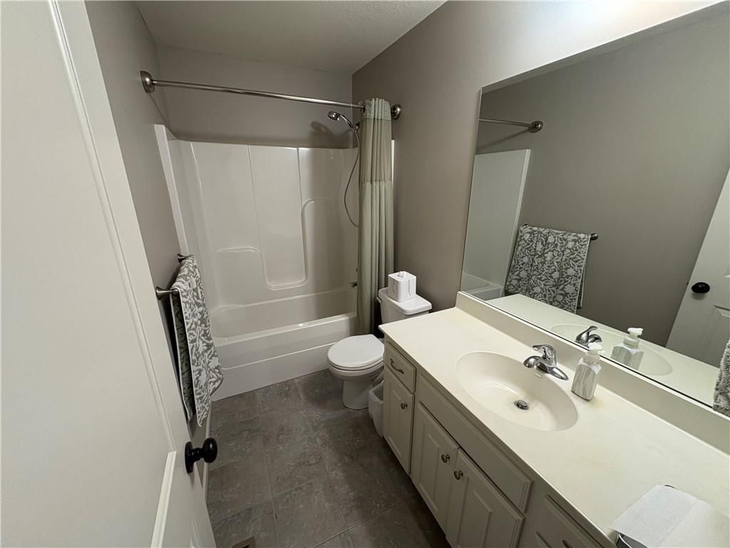 913 SE Amber Court — photo 32