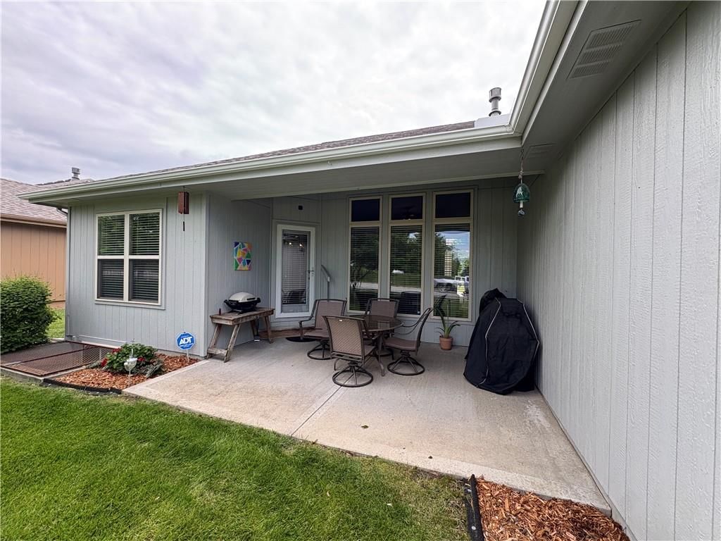 913 SE Amber Court — photo 41