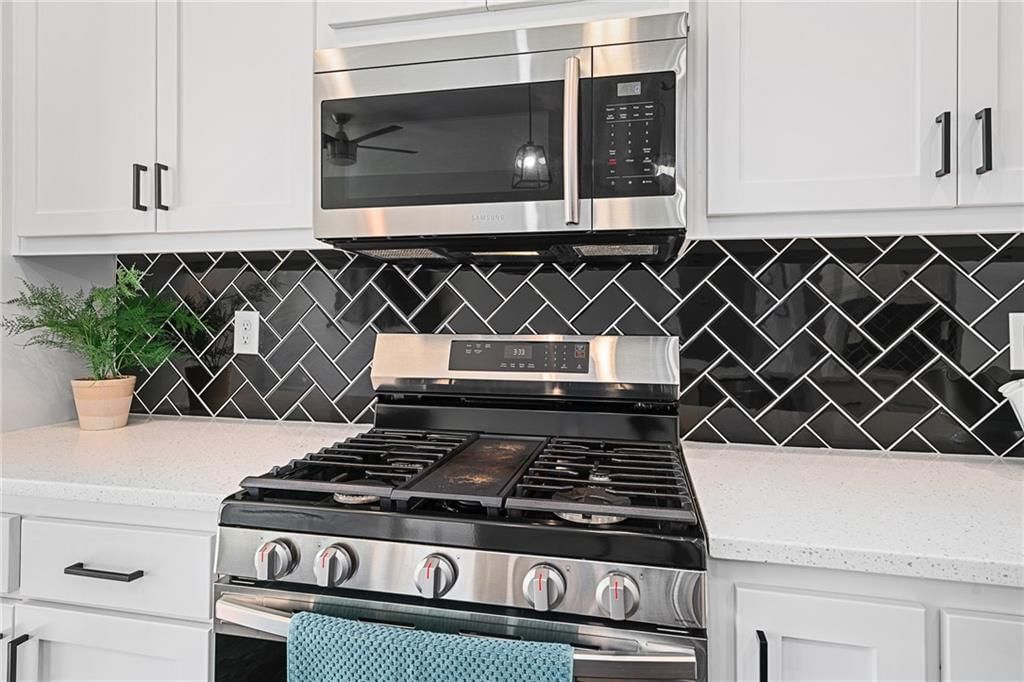 8435 Ottawa Street — photo 7
