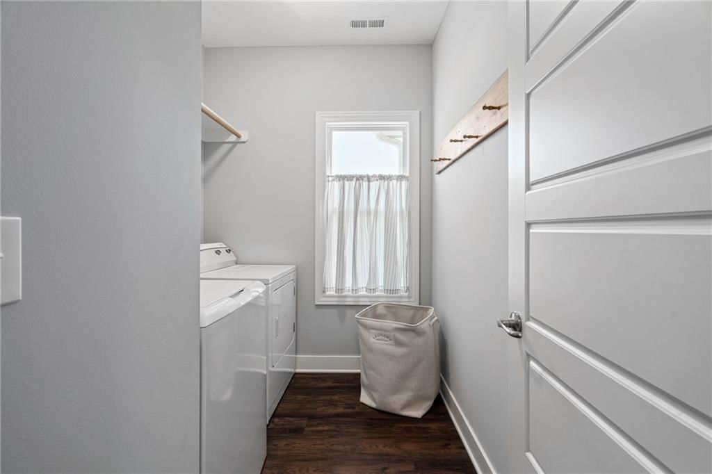 8435 Ottawa Street — photo 10
