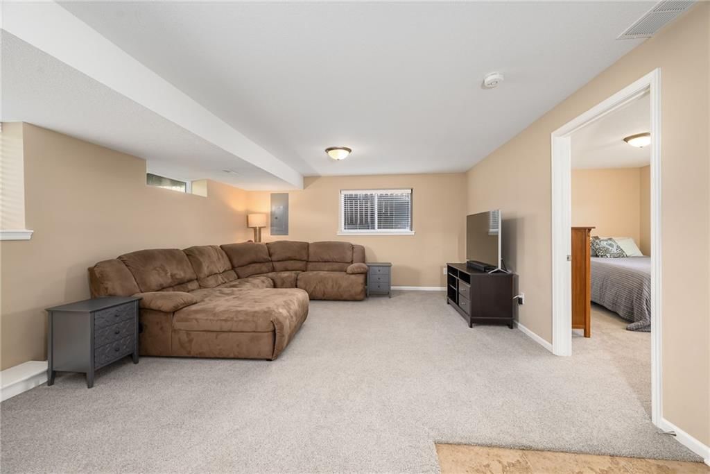11409 Kimball Avenue — photo 16