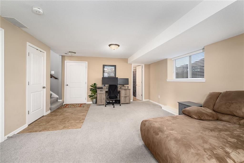 11409 Kimball Avenue — photo 17