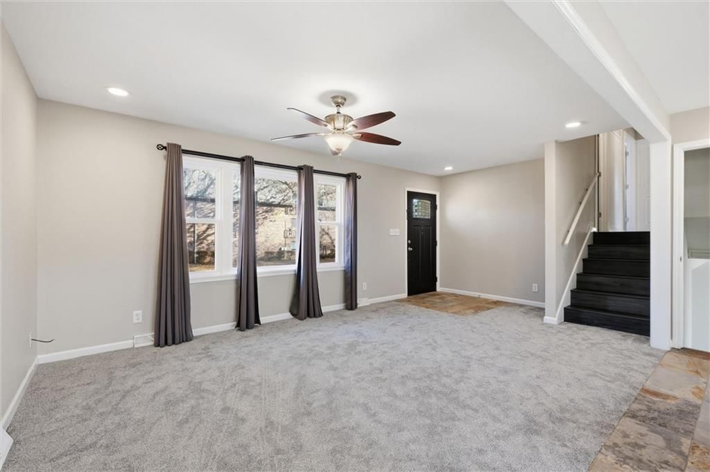 8002 Campbell Street — photo 5