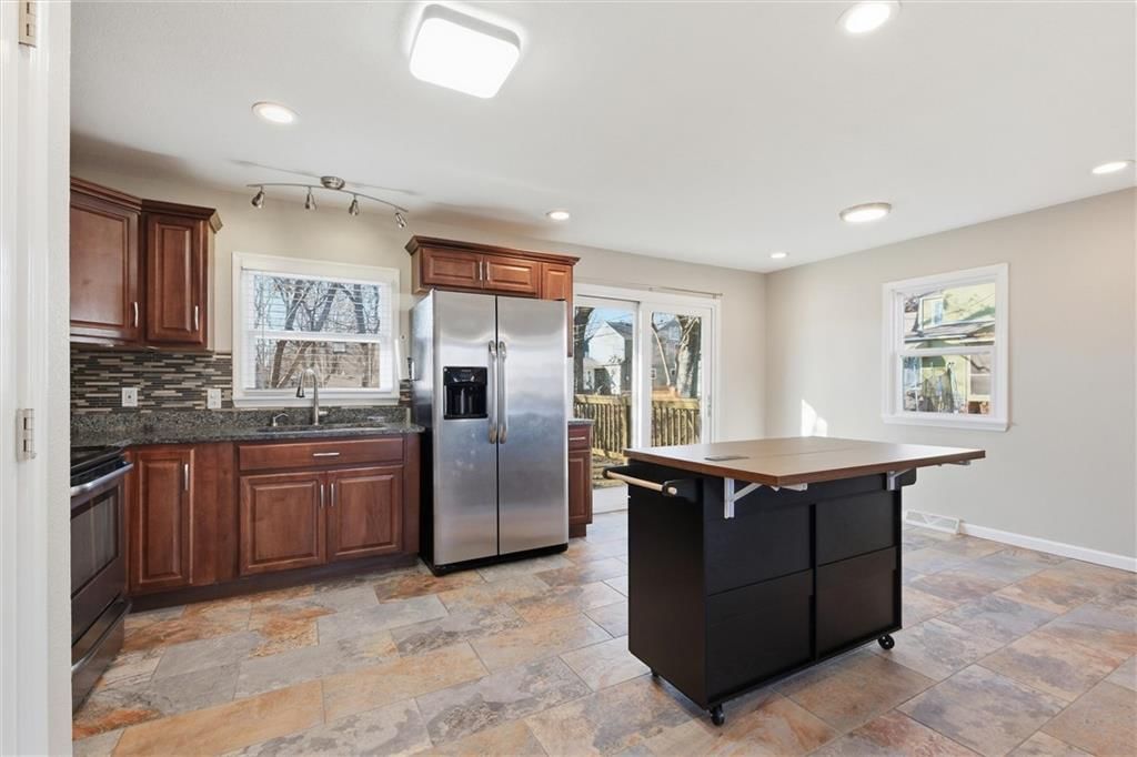 8002 Campbell Street — photo 14