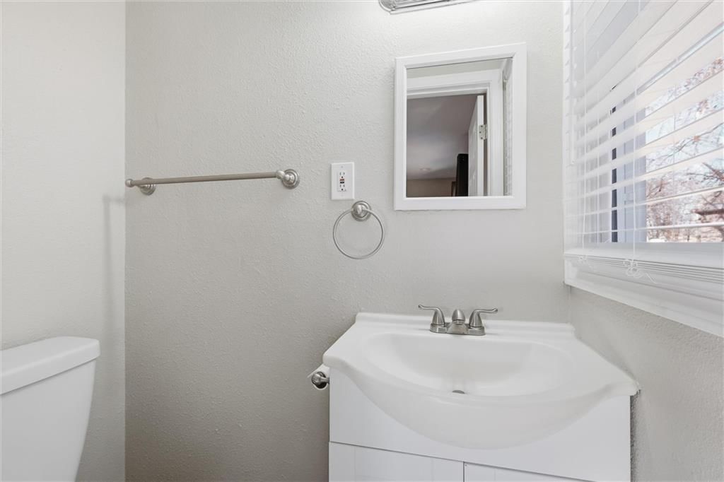 8002 Campbell Street — photo 20