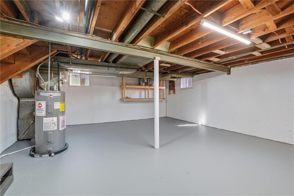 8002 Campbell Street — photo 33