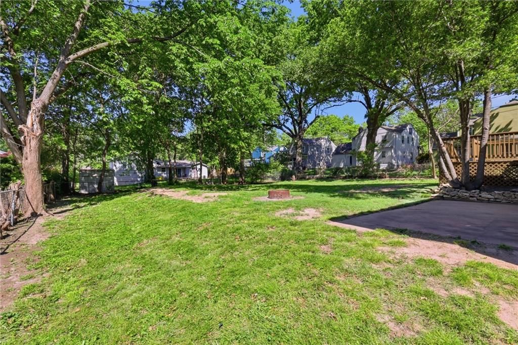 8002 Campbell Street — photo 36