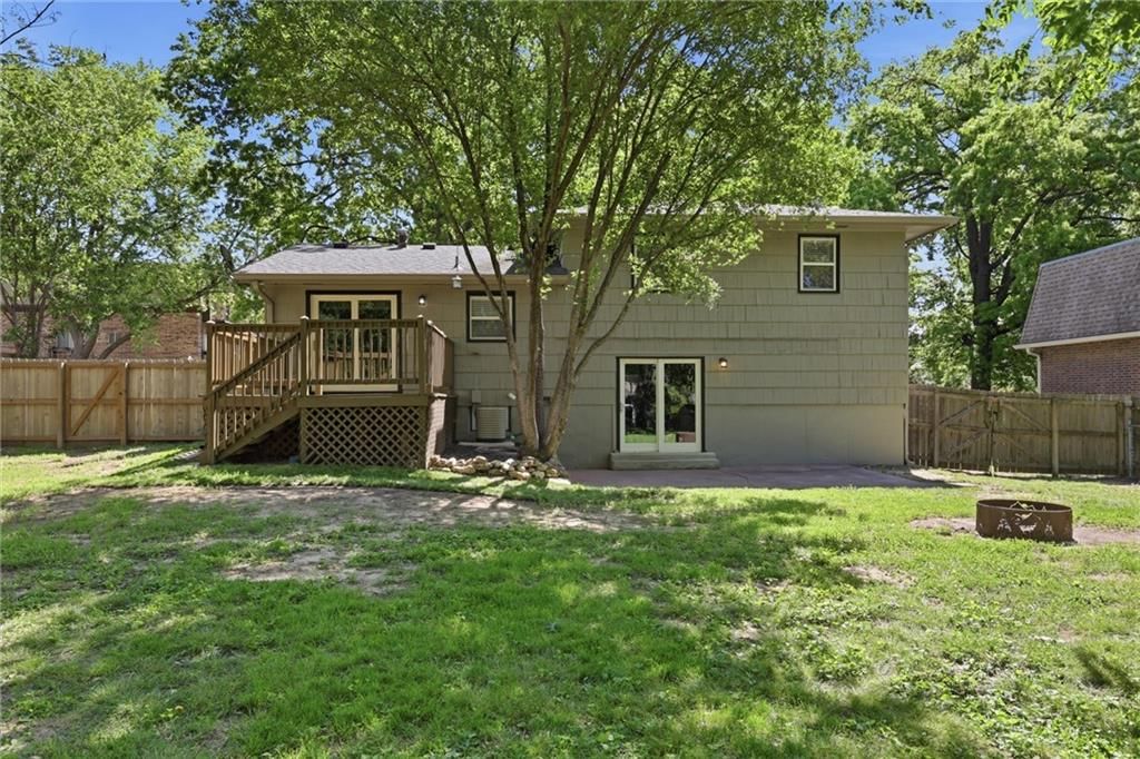 8002 Campbell Street — photo 39