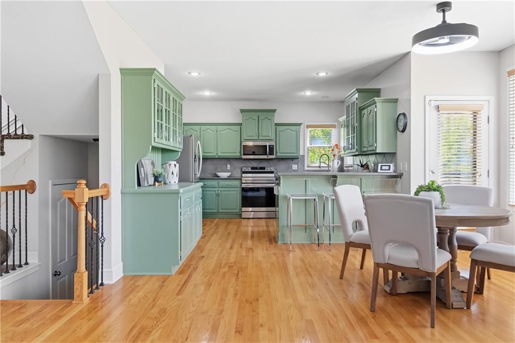 16224 Birch Street — photo 8